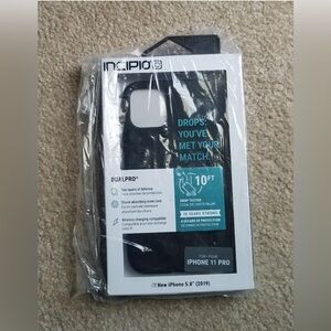 INCIPIO Dualpro iPhone 11 Pro Phone Cover Case NWT